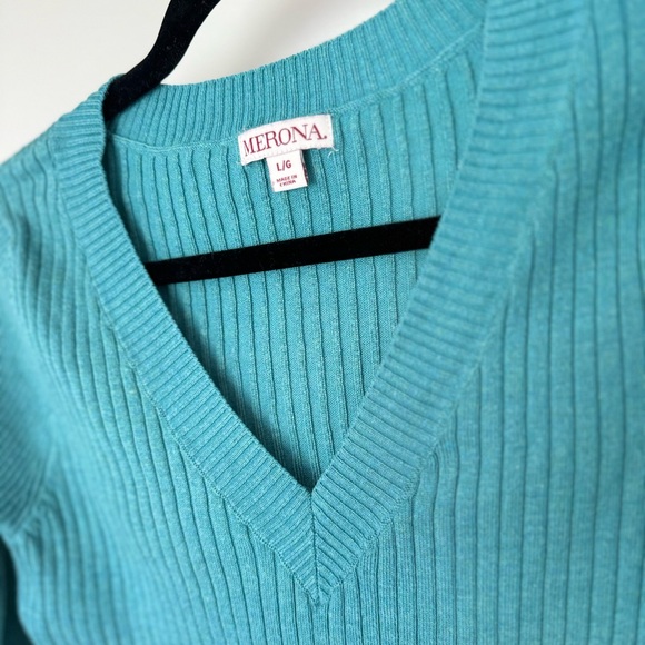 Merona Knit V-Neck Sweater - Picture 3 of 6